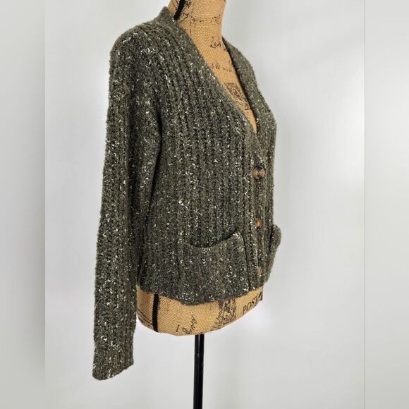 JUSTFAB Chunky Knit Cropped 3-Button Cardigan Sweater Sz M - Picture 4 of 8